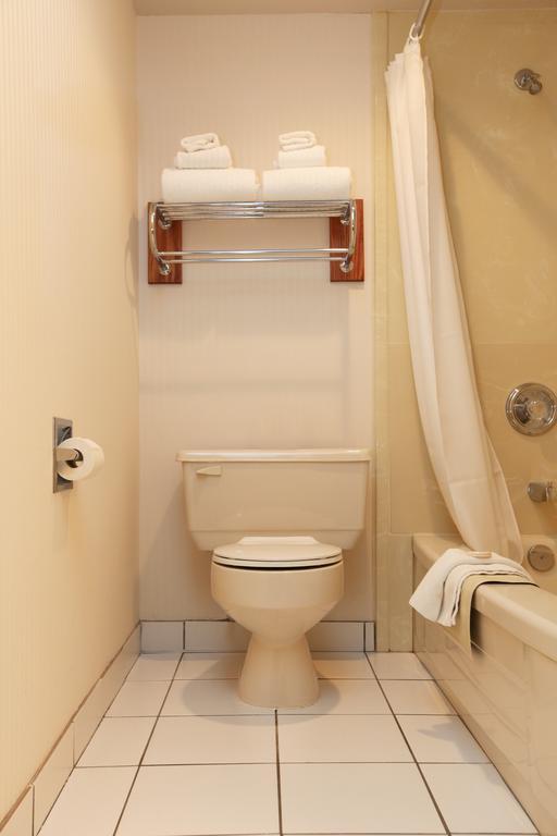 St. Albert Inn & Suites Saint Albert Ruang foto