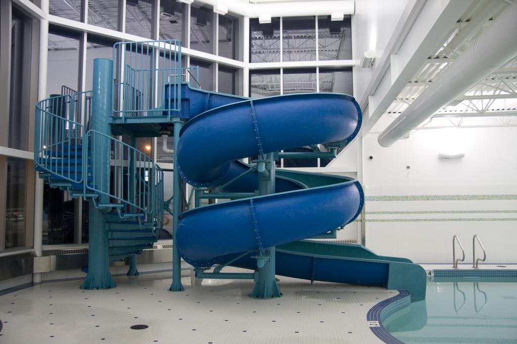 St. Albert Inn & Suites Saint Albert Bagian luar foto